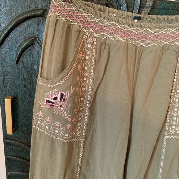 Free People Camellia Embroidered Joggers - Picture 4 of 11